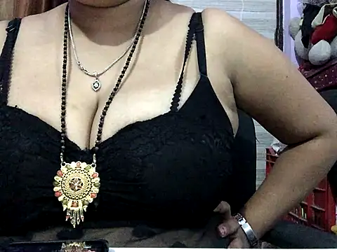 Desi bhabhiii online show from November 18, 6:36 am