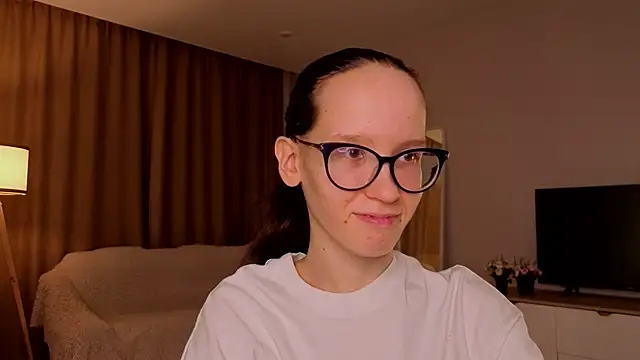 BettyBrowni online show from April 4, 4:17 pm