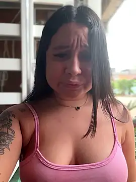 Pretty Isadora online show from January 11, 10:37 pm