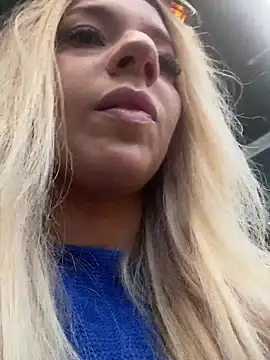 maddisonblush online show from November 23, 1:35 pm