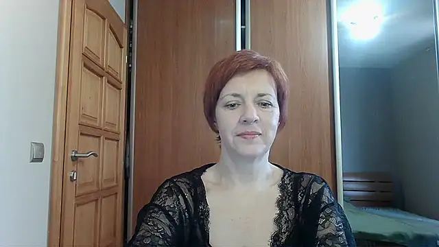 LoraLoraMay online show from February 19, 9:20 am