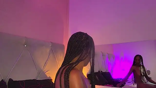 FiorelaLenin online show from December 3, 8:22 pm