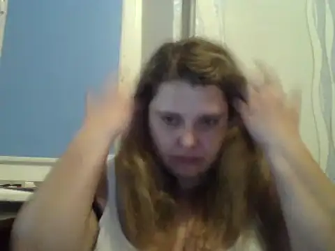 ParisMimi online show from November 4, 11:10 pm