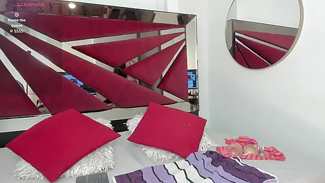 BarbaraKnox  online show from November 5, 11:54 pm