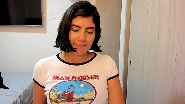 misstoya online show from February 9, 2:03 am