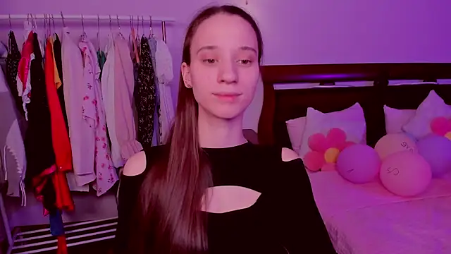 StaceySunny online show from February 5, 5:38 pm