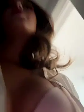 19whitebunny online show from September 17, 10:19 pm