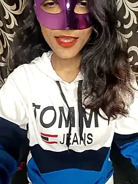 REVA DARLING online show from January 7, 2:09 pm