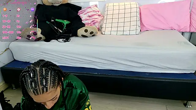 zorravioletta1 online show from March 25, 12:08 pm