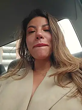 Karen San Miguel online show from February 13, 8:43 pm