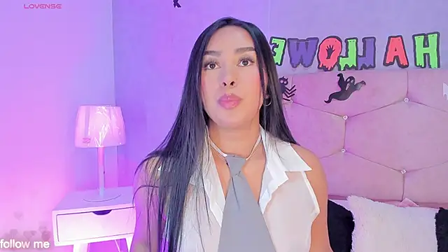 Cameliaa Smiith online show from October 30, 3:31 am