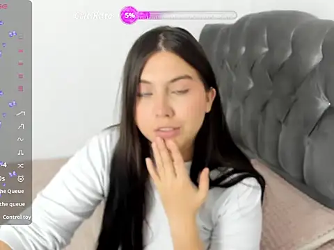 Emily Rowley online show from October 7, 6:18 am