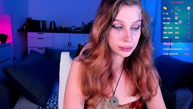 Snapshot of tenderdreams chatting on October 24, 8:27 pm tenderdreams online show from October 24, 8:27 pm