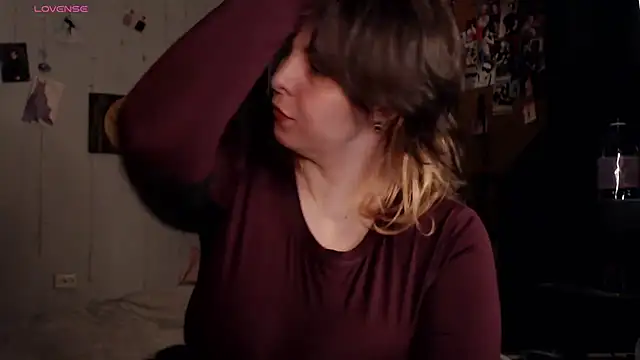 Saya sweet online show from December 17, 9:08 pm