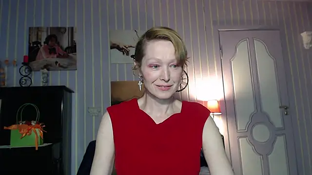 Marquise555 online show from April 17, 3:47 pm