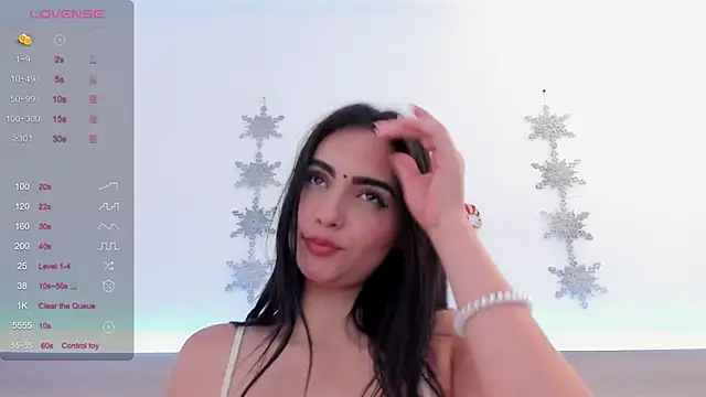 kareena basu online show from December 18, 7:40 pm