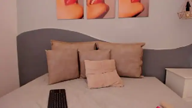 MarianaSanz online show from November 13, 4:06 pm