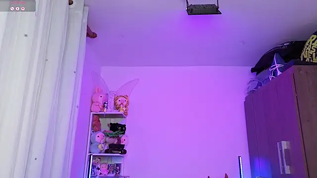 Layla castilloo online show from April 1, 2:34 am