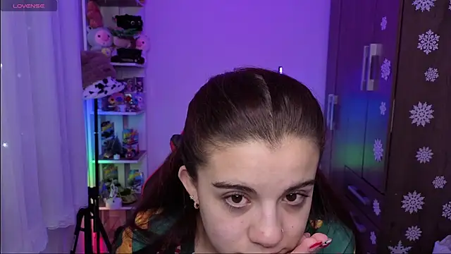 Layla castilloo online show from December 22, 3:26 pm