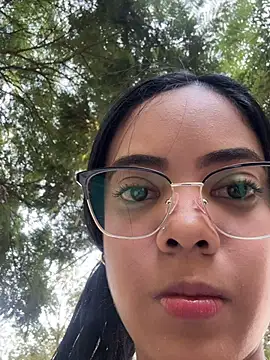 NAUGHTY LITTLE 18 online show from March 16, 10:13 pm