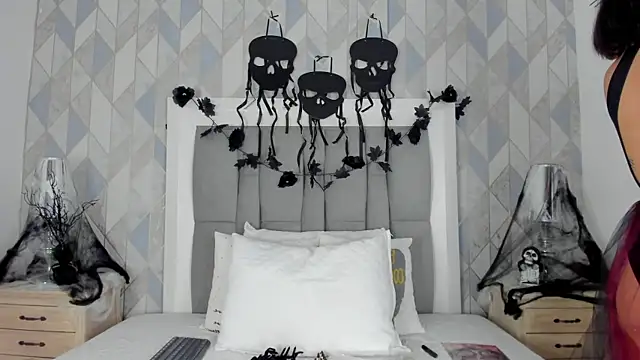 anais cooper online show from October 31, 11:58 am