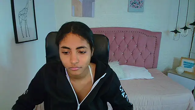 shaneelle online show from November 24, 3:08 am