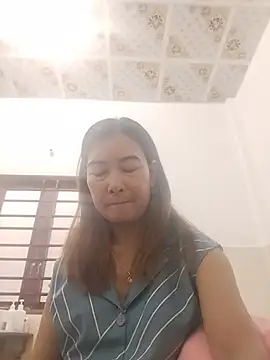 Sexy-ladyboobs20 online show from July 14, 2:05 am