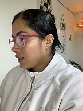 Sweet  Nurse1 online show from March 25, 9:28 pm