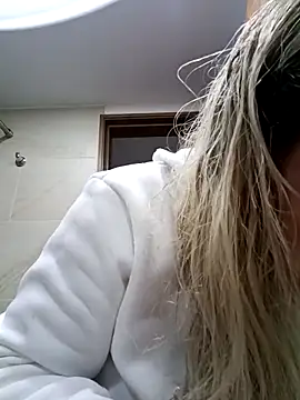 coral smitth online show from February 22, 7:26 pm