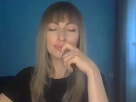 EffectMaya online show from February 23, 1:10 pm