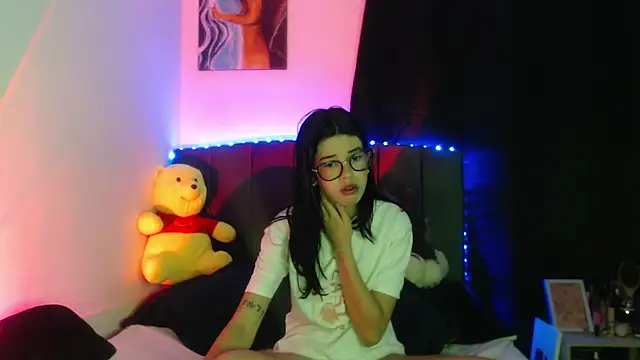 ily bea online show from March 21, 12:59 am