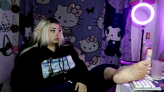 lussyevans24 online show from January 14, 4:50 am