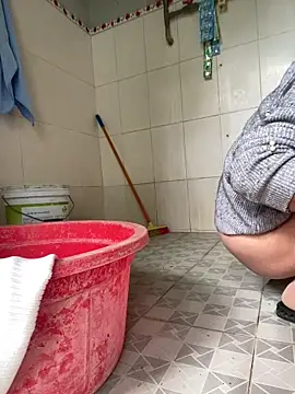 Linaannn online show from February 3, 6:22 am