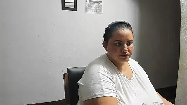 tetasgrandes karol online show from April 21, 2:51 am