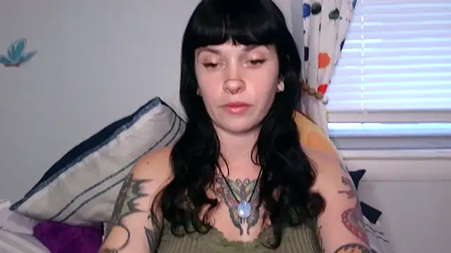 Marcelinegoddess online show from December 2, 5:37 pm