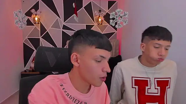 Juan Nd Steven online show from December 4, 4:37 am