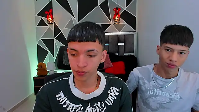 Juan Nd Steven online show from March 15, 11:12 am