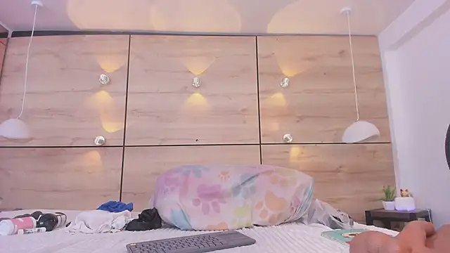 martina touss online show from April 15, 1:55 pm