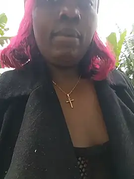 melaninebony1 online show from July 11, 9:20 am