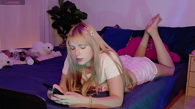 AlinaCarter online show from May 12, 1:25 am