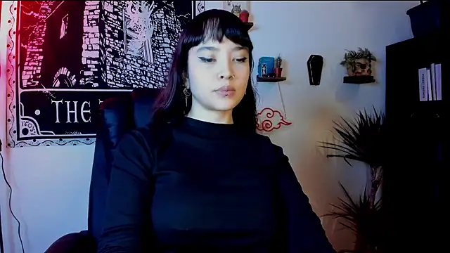 Snapshot of Demongirl6666 chatting on October 9, 6:23 pm Demongirl6666 online show from October 9, 6:23 pm