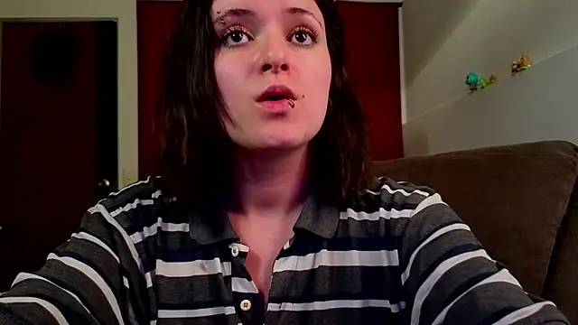 NEXT DOOR GIRL  online show from April 7, 10:34 pm