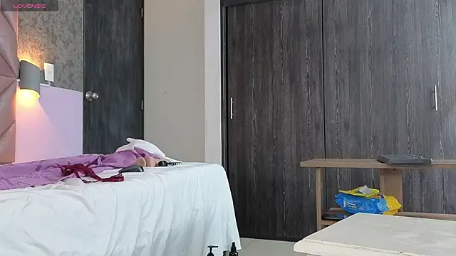 samarha xue online show from April 1, 1:41 pm