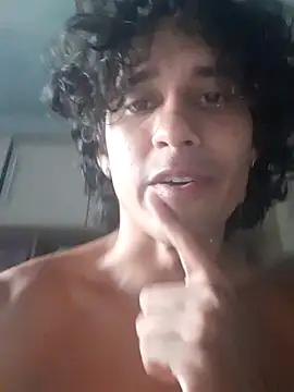 pedrodavid  online show from March 11, 8:00 pm