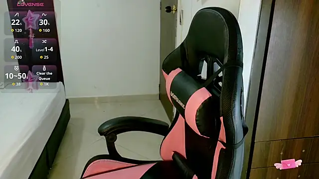 Abby tits online show from July 27, 7:33 pm