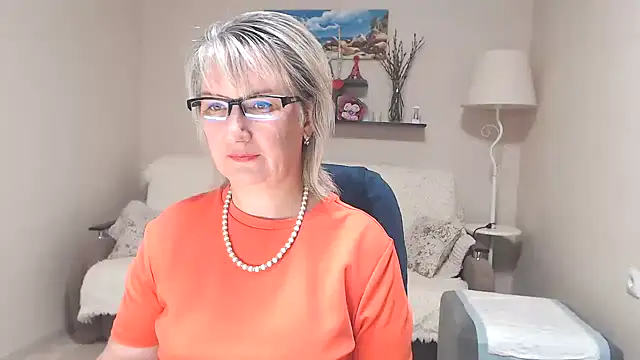 FleurMays online show from July 21, 7:09 am