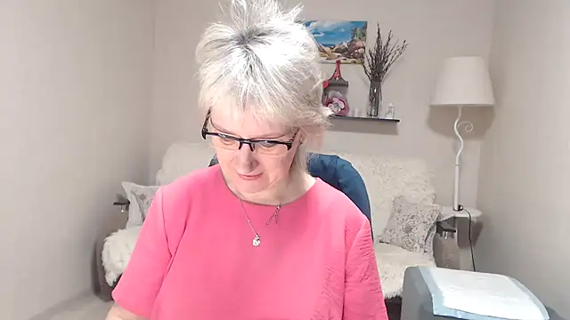 FleurMays online show from April 2, 3:59 am