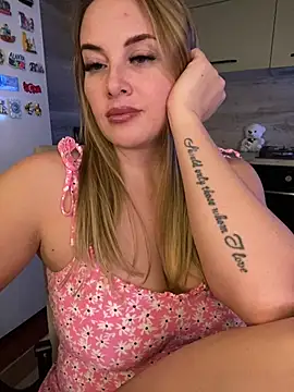 Hot Sexy Angel online show from February 18, 9:25 pm