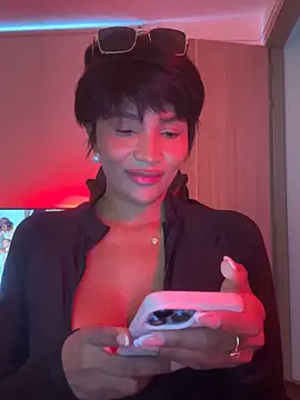 Jessie-pradoo online show from October 31, 9:30 pm