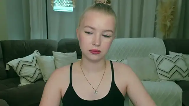 shy  lady online show from June 15, 4:45 am